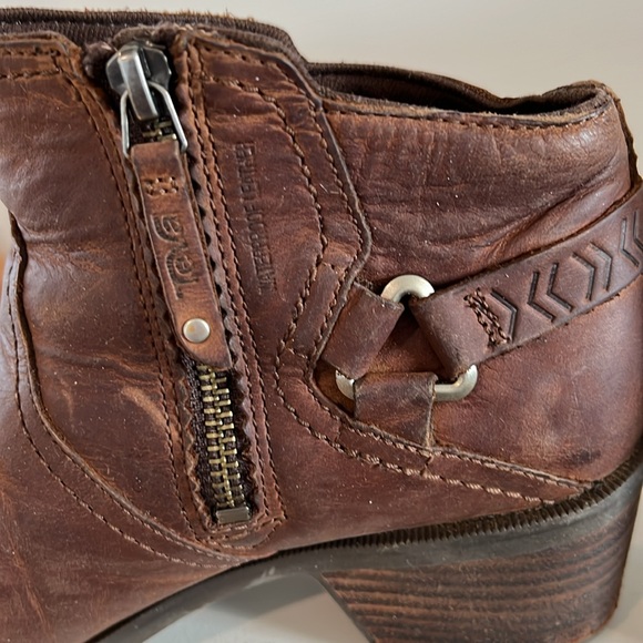 TEVA-BROWN LEATHER ANKLE BOOTS - Picture 4 of 14